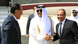 مدبولي يستقبل نظيره القطري