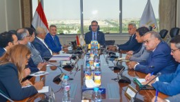 اجتماع وزير التموين