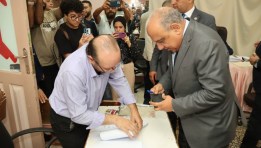 وزير الكهرباء الدكتور محمود عصمت يدلي بصوته