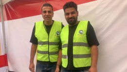 المتطوعون يواصلون مساعدة الناخبين في اليوم الثاني لانتخابات مجلس الشيوخ