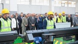 مصنع الطائرات