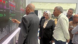 المهندسة صباح مشالي تتقد مركز التحكم الإقليمي