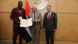 وزير الكهرباء الدكتور محمود عصمت