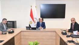 وزير الري خلال اجتماع اليوم 