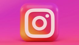 Instagram 