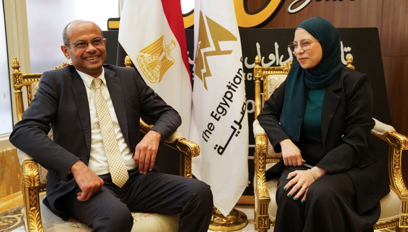 جانب من الحوار جانب من الحوار