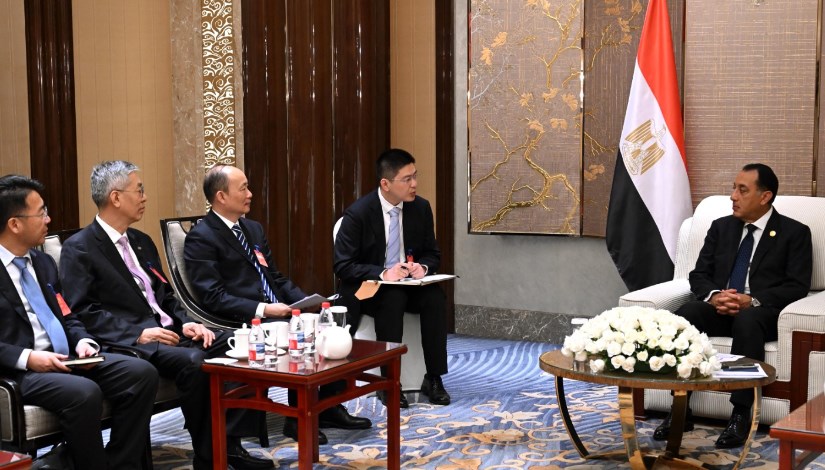 جانب من الاجتماع جانب من الاجتماع