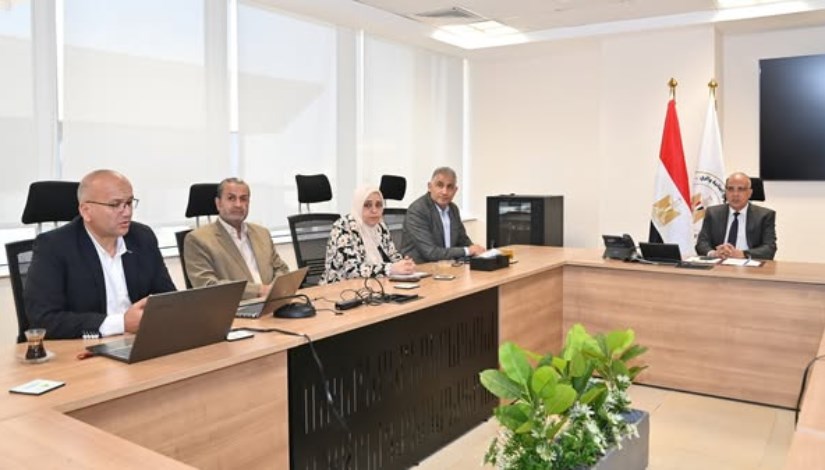جانب من الاجتماع جانب من الاجتماع