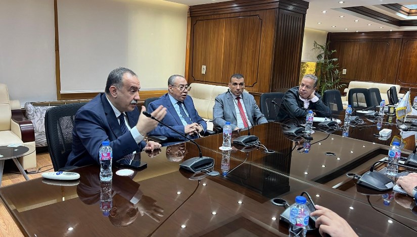جانب من الاجتماع جانب من الاجتماع