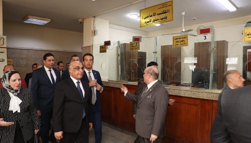 جانب من تفقد الوزير جانب من تفقد الوزير