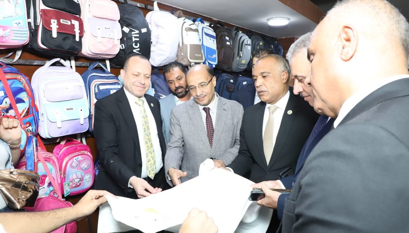 جانب من افتتاح معرض المستلزمات المدرسية جانب من افتتاح معرض المستلزمات المدرسية