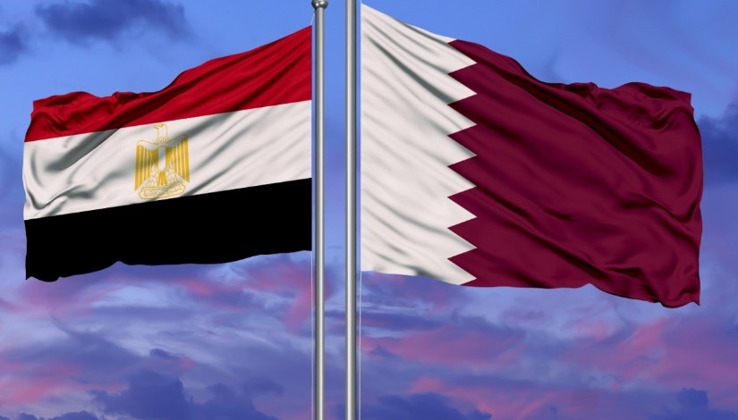 علمي مصر وقطر