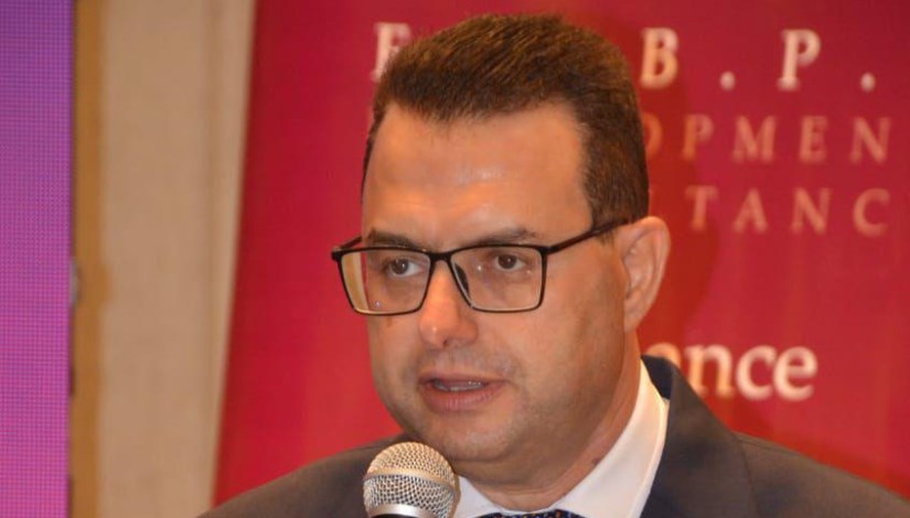 الدكتور أحمد خطاب الخبير الاقتصادي الدكتور أحمد خطاب الخبير الاقتصادي