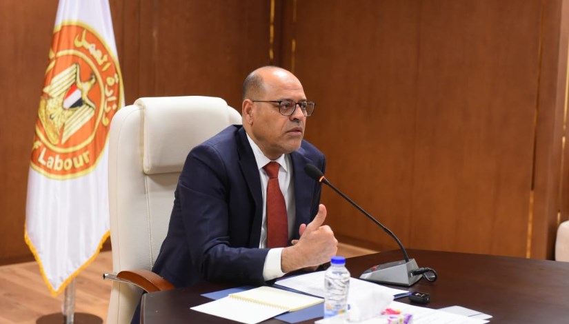 وزير العمل محمد جبران وزير العمل محمد جبران