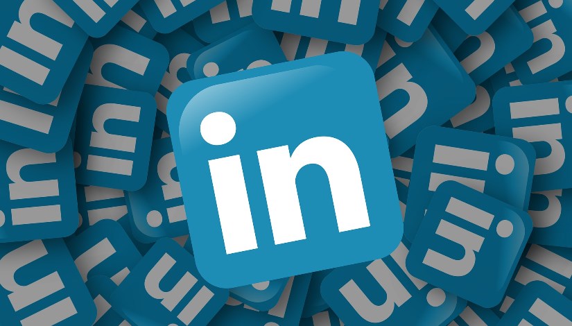منصة لينكد إن LinkedIn منصة لينكد إن LinkedIn