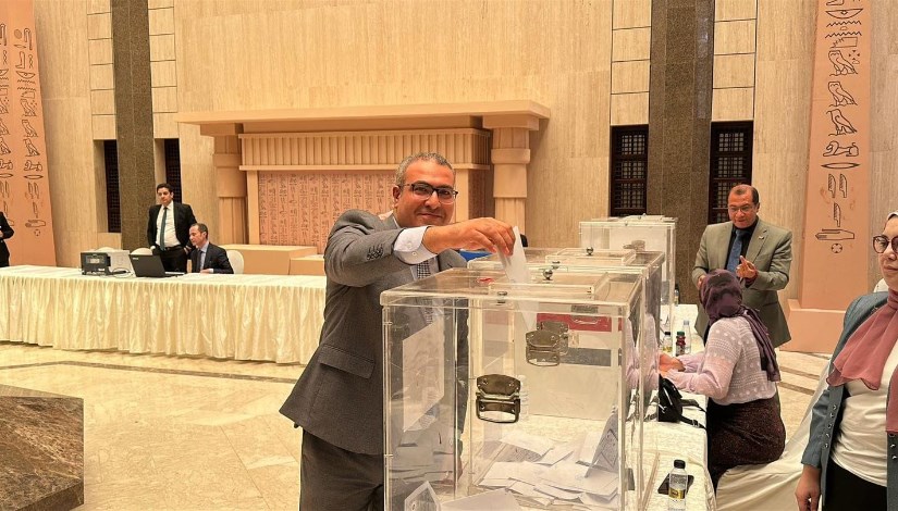 الدكتور أحمد سعيد فهيم منصور الملحق الثقافي التعليمي بالسفارة المصرية في الرياض الدكتور أحمد سعيد فهيم منصور الملحق الثقافي التعليمي بالسفارة المصرية في الرياض