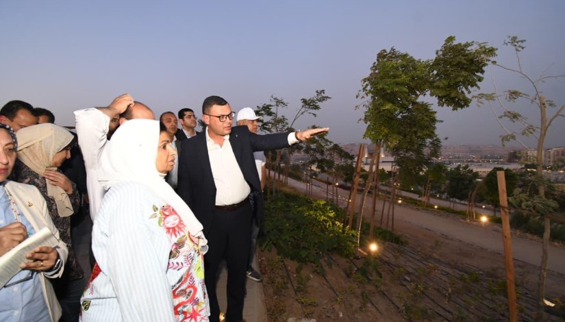 جولة وزير الإسكان في مشروع حدائق "تلال الفسطاط" جولة وزير الإسكان في مشروع حدائق "تلال الفسطاط"