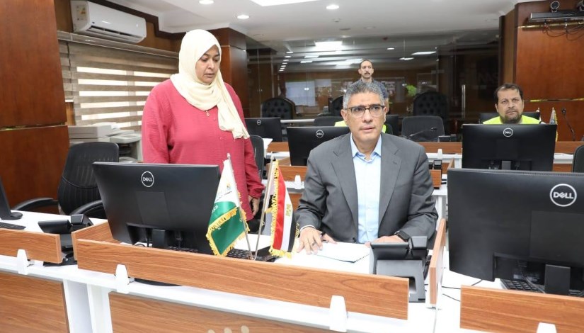 جانب من متابعة محافظ الجيزة الاستعدادات النهائية للعملية الانتخابية جانب من متابعة محافظ الجيزة الاستعدادات النهائية للعملية الانتخابية