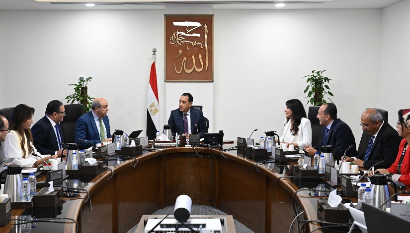 جانب من الاجتماع جانب من الاجتماع