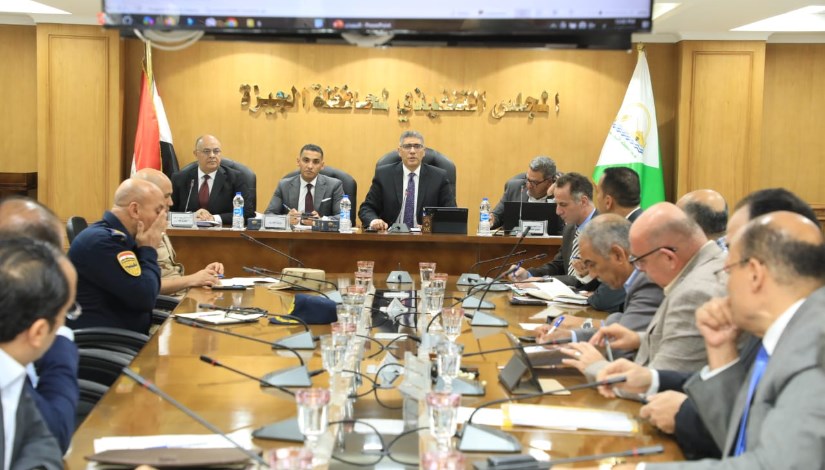 جانب من الاجتماع جانب من الاجتماع