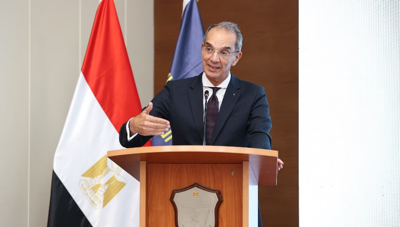 الدكتور عمرو طلعت وزير الاتصالات وتكنولوجيا المعلومات الدكتور عمرو طلعت وزير الاتصالات وتكنولوجيا المعلومات