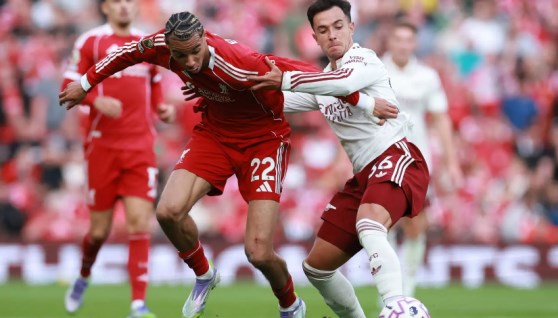 مباراة ليفربول وبيرنلي