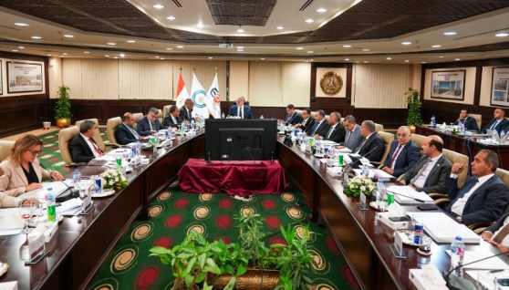 وزير البترول خلال الجمعية العامة للشركة القابضة للبتروكيماويات 
