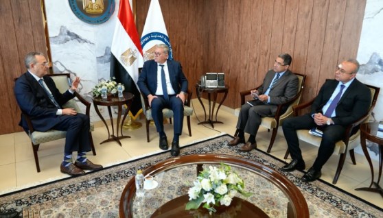 وزير البترول خلال لقائه نائب رئيس شركة إكسبرو العالمية