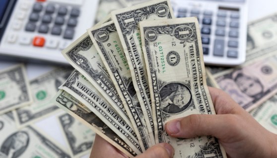 سعر الدولار اليوم 