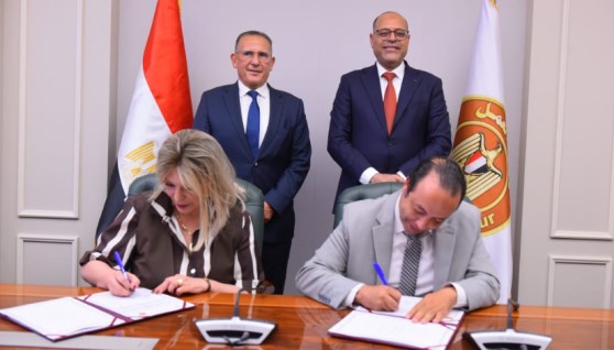 جانب من بروتوكول التعاون