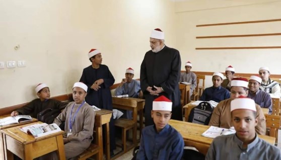 لجان امتحانات ثانوية الأزخر