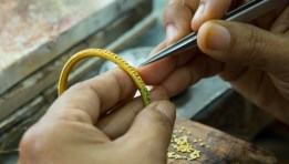 صناعة الذهب