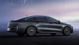 سيارة Roewe M7 الجديدة