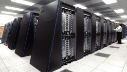 الحاسوب العملاق Aurora