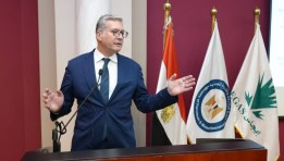 وزير البترول خلال لقائه بعدد من شركات البترول والتعدين العاملة في مصر