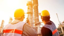 مهندس بترول- أرشيفية
