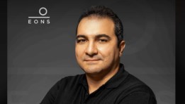 الرئيس التنفيذي لشركة EONS