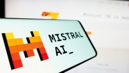 شركة Mistral AI الفرنسية