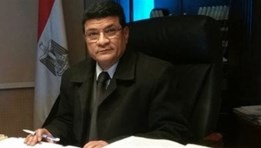  الدكتور أحمد خزيم الخبير الاقتصادي