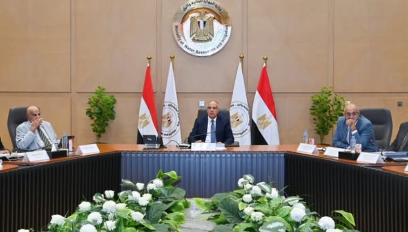 جانب من الاجتماع جانب من الاجتماع