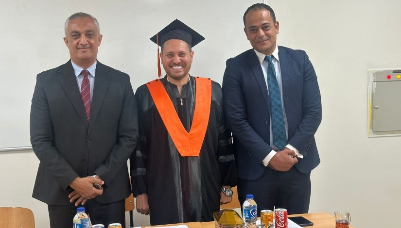 النائب علاء عصام يحصل على درجة الماجستير من الأكاديمية العربية