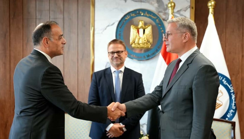 وزير البترول خلال استقباله وفد شركة توتال إنرجيز الفرنسي
