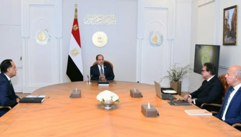 اجتماع الرئيس عبد الفتاح السيسي اجتماع الرئيس عبد الفتاح السيسي