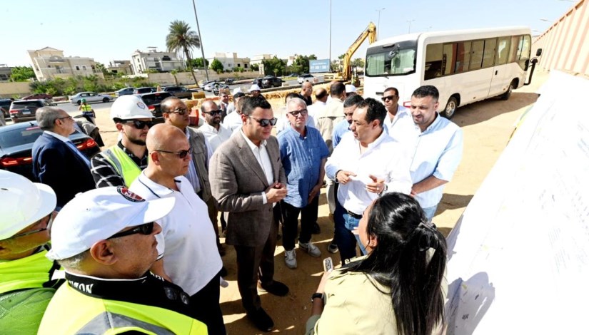 ، وزير الإسكان والمرافق والمجتمعات العمرانية ، وزير الإسكان والمرافق والمجتمعات العمرانية