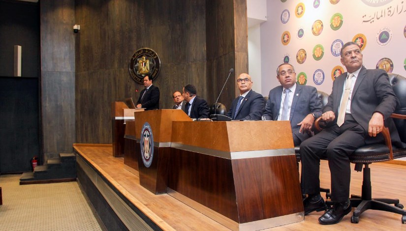 جانب من اجتماع مصلحة الجمارك المصرية