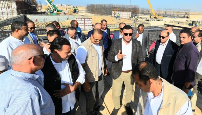 وزير الإسكان خلال جولته لمدينة العلمين الجديدة
