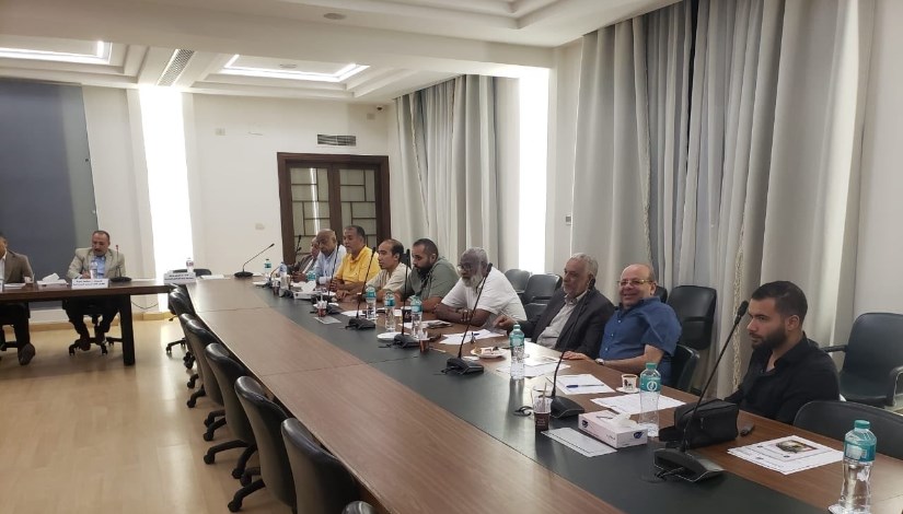 جانب من اجتماع لجنة مستخلصي الجمارك بالغرفة التجارية بالإسكندرية