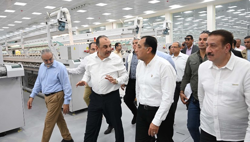 رئيس الوزراء يتفقد مصنع "غزل 2" الجديد بشركة مصر شبين الكوم للغزل والنسيج