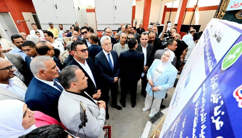 وزير الإسكان يتفقد محطة معالجة صرف صحي أبوكبير وزير الإسكان يتفقد محطة معالجة صرف صحي أبوكبير