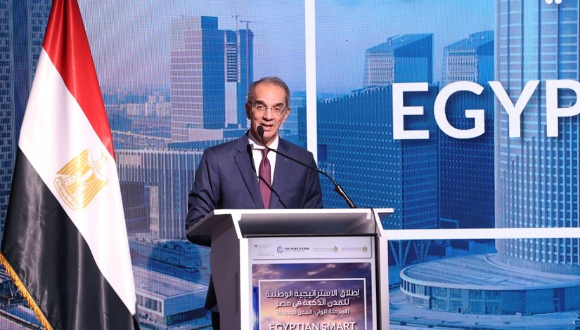 الدكتور عمرو طلعت وزير الاتصالات وتكنولوجيا المعلومات